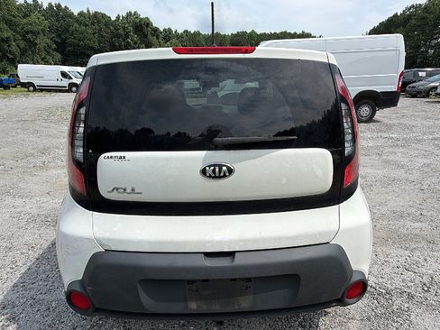 Used 2016 Kia Soul FWD image 8