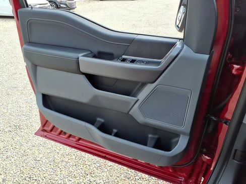 Used 2025 Ford F150 XLT w/ Equipment Group 302A MID image 31