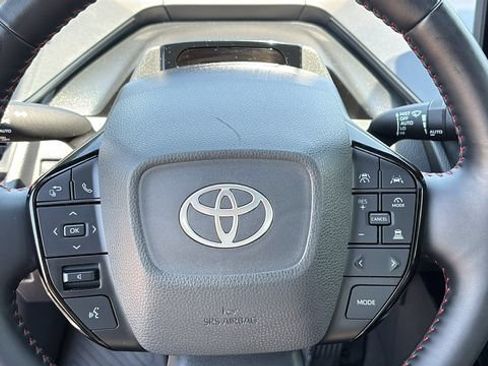 Used 2024 Toyota Prius Prime FWD image 12