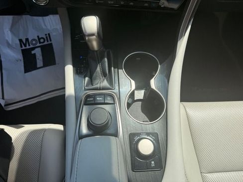 Used 2018 Lexus RX 350 FWD w/ Accessory Package image 6