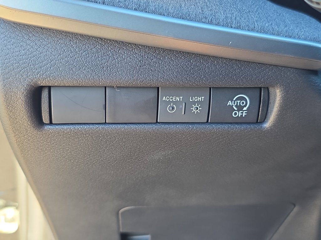 Used 2026 Nissan Kicks SV w/ SV Premium Package FWD image 42