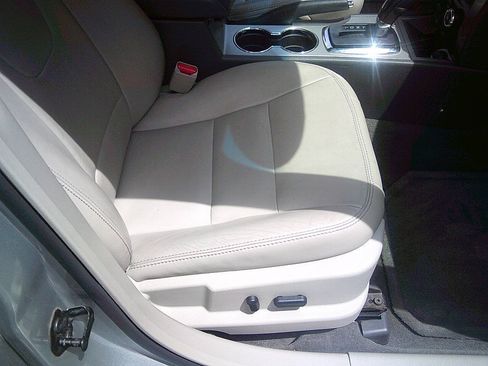 Used 2012 Ford Fusion SEL FWD image 9