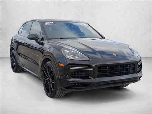 Used 2021 Porsche Cayenne Turbo image 8