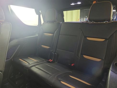 Used 2023 GMC Yukon AT4 w/ AT4 Premium Plus Package image 11