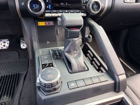 Used 2026 Toyota Tacoma TRD Sport w/ TRD Sport Premium Package AWD/4WD image 15
