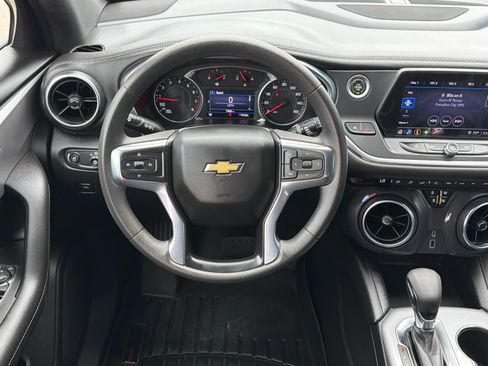 Used 2021 Chevrolet Blazer LT w/ LPO, Black Accent Package FWD image 15