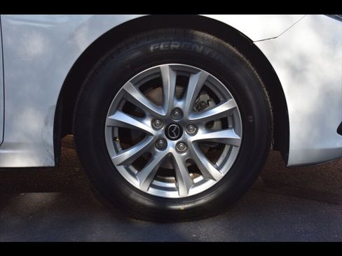 Used 2016 MAZDA MAZDA3 i Touring FWD image 37