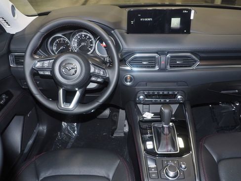 New 2025 MAZDA CX-5 Carbon Edition image 5