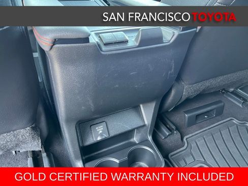 Certified 2022 Toyota Sienna XSE image 18