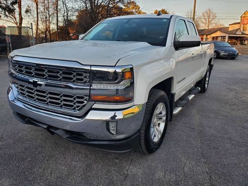 Used 2017 Chevrolet Silverado 1500 LT w/ All Star Edition image 3