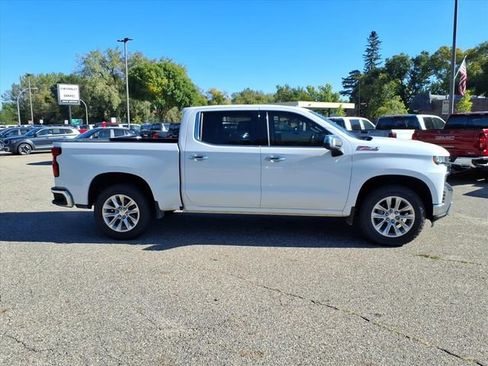 Used 2022 Chevrolet Silverado 1500 LTZ w/ LTZ Premium Package image 2