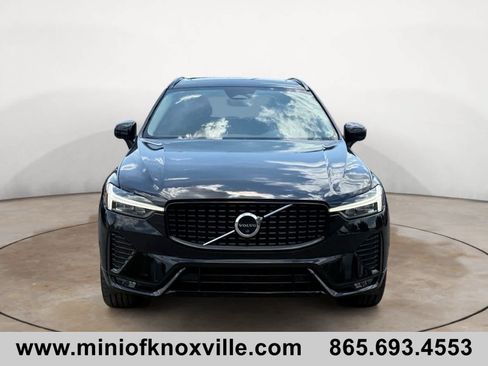 Used 2023 Volvo XC60 B5 Plus AWD/4WD image 8