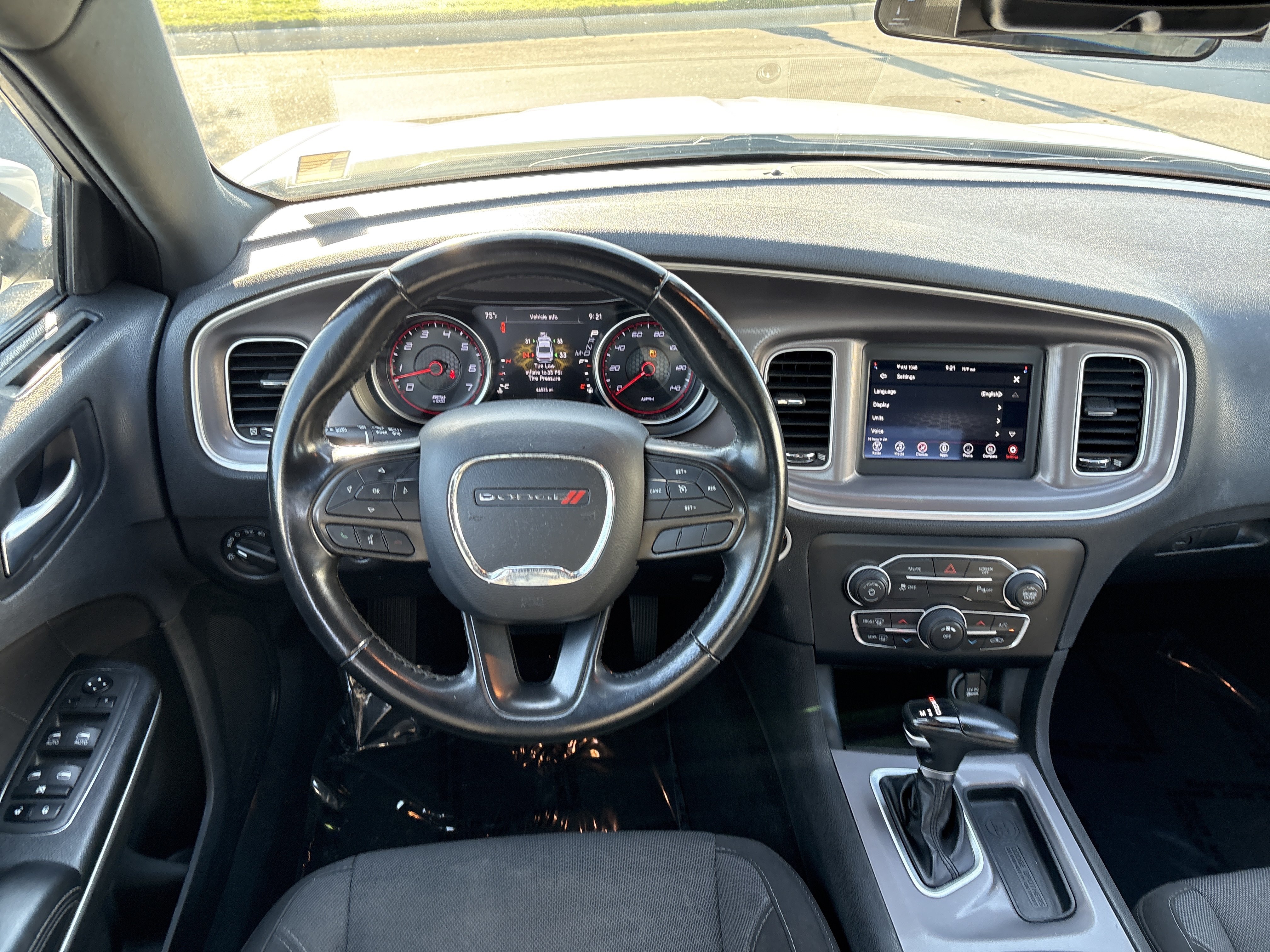 Used 2022 Dodge Charger SXT RWD image 19