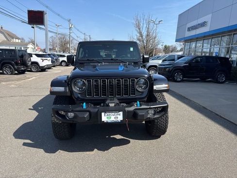 Used 2024 Jeep Wrangler Unlimited Rubicon 4xe AWD/4WD image 3