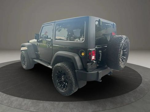 Used 2012 Jeep Wrangler Rubicon w/ PWR Convenience Group AWD/4WD image 7