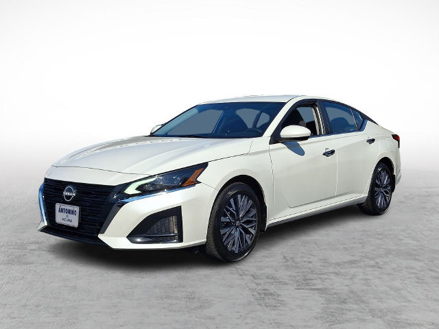 Used 2023 Nissan Altima 2.5 SV AWD/4WD image 1