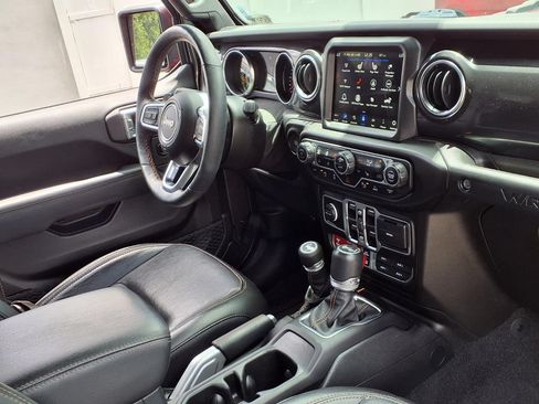 Used 2021 Jeep Wrangler Unlimited Rubicon w/ Trailer Tow Package AWD/4WD image 27