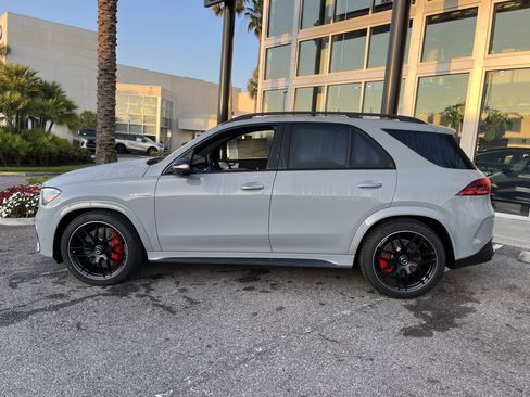 New 2026 Mercedes-Benz GLE 63 AMG S image 3