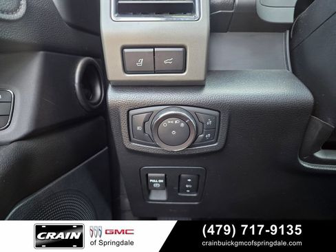 Used 2019 Ford Expedition XLT w/ Equipment Group 202A AWD/4WD image 13