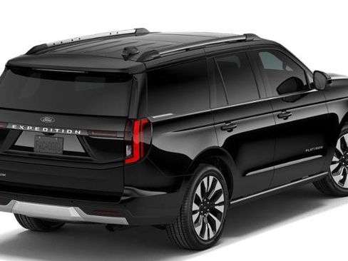New 2026 Ford Expedition Platinum w/ Driver's Package image 3