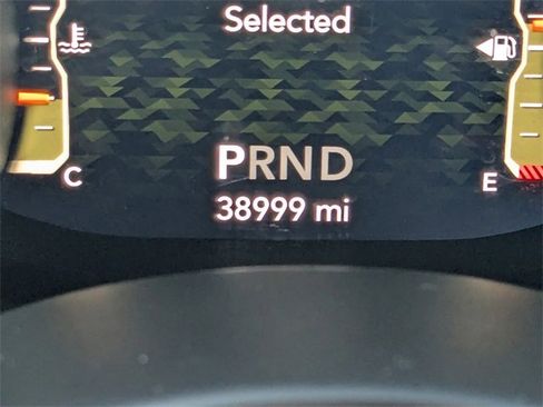 Used 2022 Jeep Gladiator Willys image 28