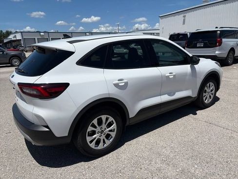 Used 2025 Ford Escape Active w/ Tech Pack #1 FWD image 5