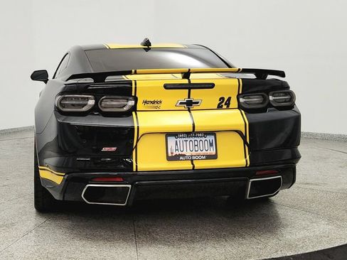 Used 2020 Chevrolet Camaro SS RWD image 4