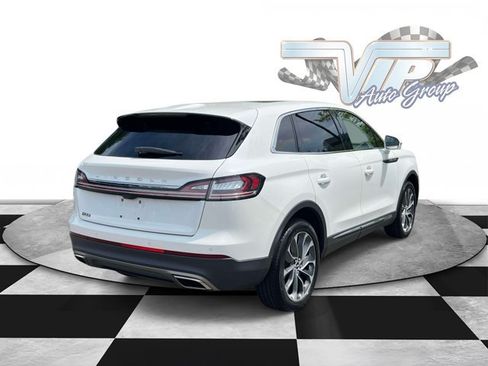 Used 2023 Lincoln Nautilus Reserve AWD/4WD image 6