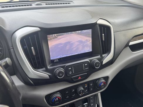 Used 2019 GMC Terrain SLE w/ Driver Convenience Package FWD image 18