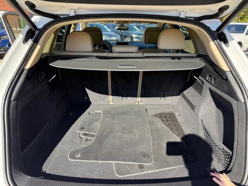 Used 2018 Audi Q5 2.0T Premium Plus w/ Premium Plus Package image 24