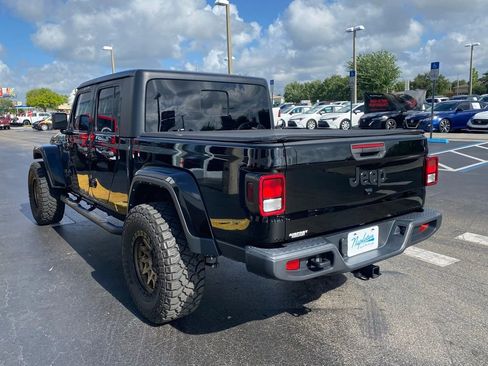 Used 2023 Jeep Gladiator Sport AWD/4WD image 7
