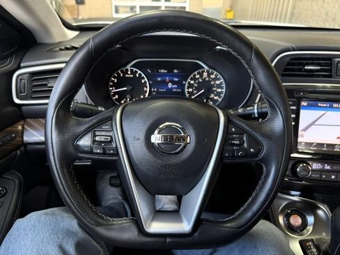 Used 2016 Nissan Maxima Platinum FWD image 25