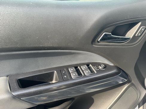 Used 2020 Chevrolet Colorado Z71 image 14