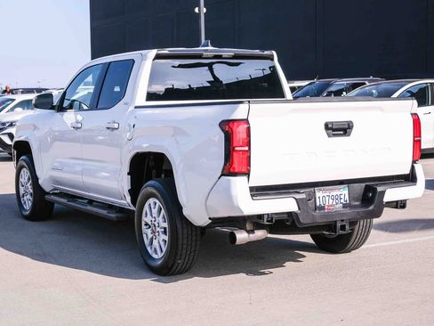 Certified 2025 Toyota Tacoma SR5 RWD image 6