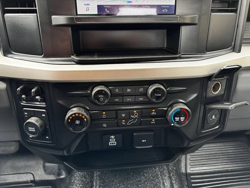 Used 2024 Ford F250 XL w/ FX4 Off-Road Package AWD/4WD image 19