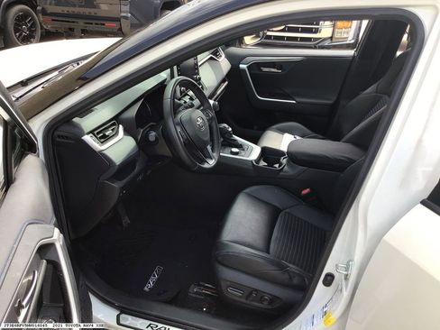 Used 2021 Toyota RAV4 XSE image 13