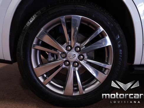 Used 2023 Cadillac XT6 Premium Luxury FWD image 21