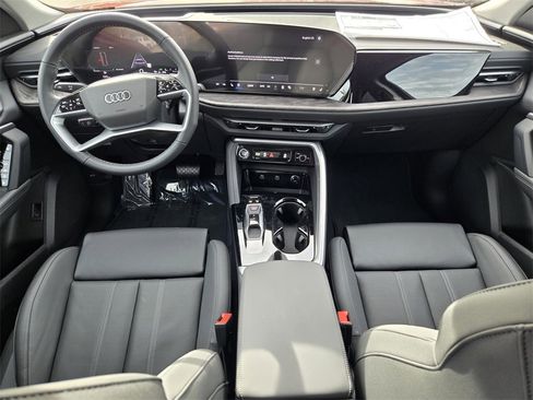 New 2025 Audi Q5 Premium Plus image 12