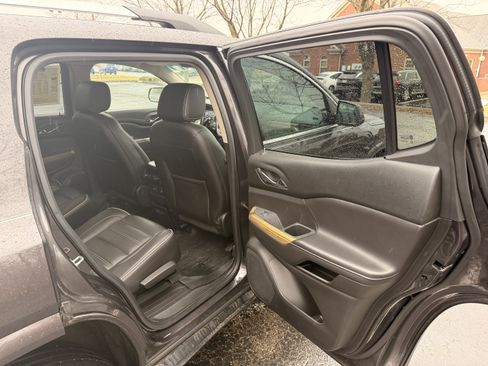 Used 2019 GMC Acadia Denali w/ Technology Package image 15