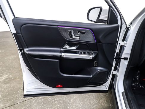 Used 2023 Mercedes-Benz GLB 250 GLB 250 SUV image 21