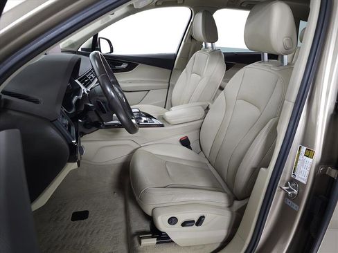 Used 2019 Audi Q7 3.0T Premium Plus w/ Premium Plus Package image 18