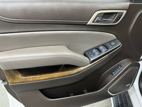 Used 2018 GMC Yukon Denali w/ Denali Ultimate Package AWD/4WD image 11