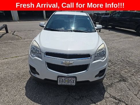 Used 2015 Chevrolet Equinox LT w/ Driver Convenience Package FWD image 2