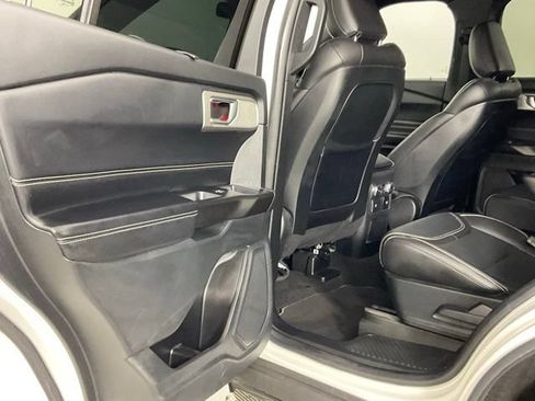 Used 2020 Ford Explorer ST w/ Premium Technology Package AWD/4WD image 12