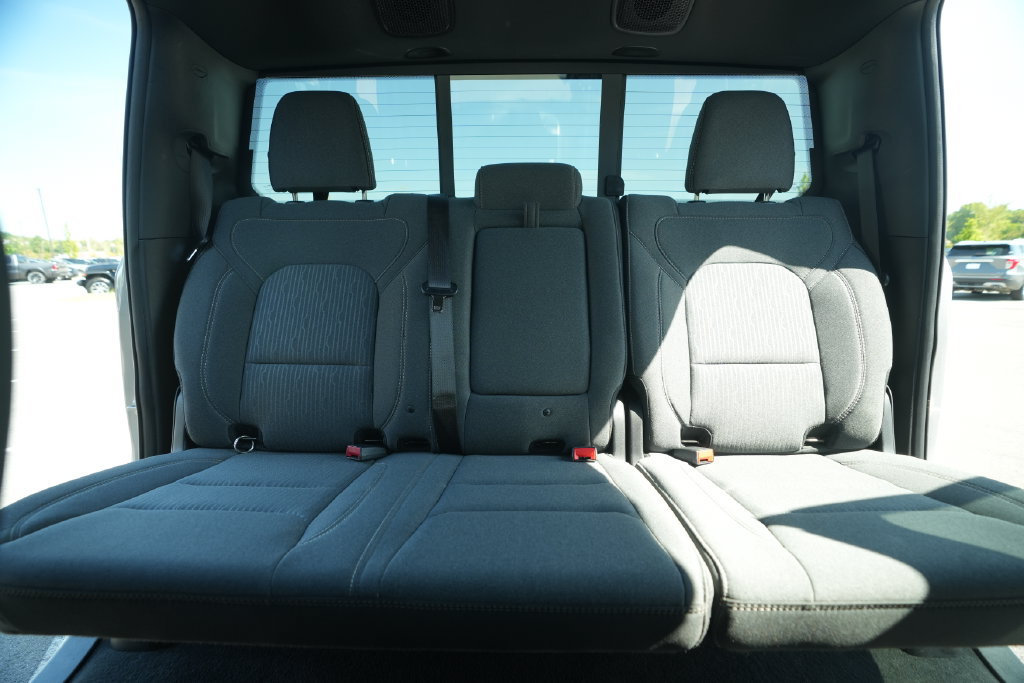 Used 2023 RAM 1500 Big Horn AWD/4WD image 38