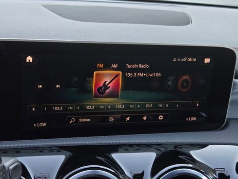 Used 2020 Mercedes-Benz CLA 250 image 15