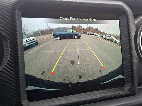 Used 2023 Jeep Wrangler Unlimited Rubicon 4xe w/ Cold Weather Group image 18