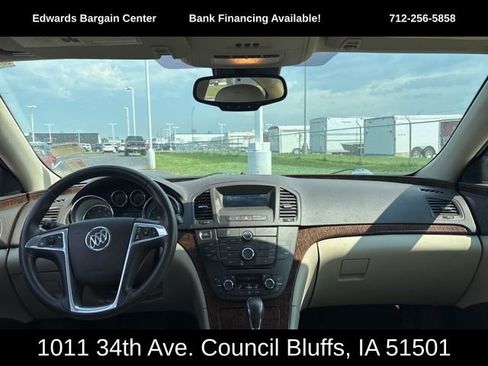 Used 2012 Buick Regal Premium image 12