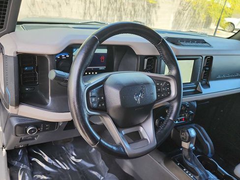 Used 2022 Ford Bronco Wildtrak AWD/4WD image 2