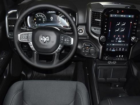 New 2026 RAM 1500 Big Horn AWD/4WD image 12